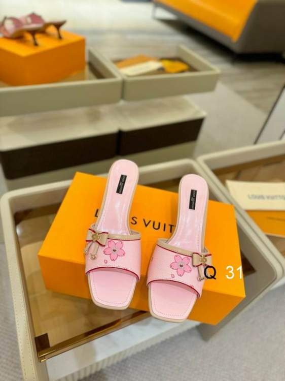 Picture of Louis Vuitton Shoes _SKULVsz35-40YF082512531